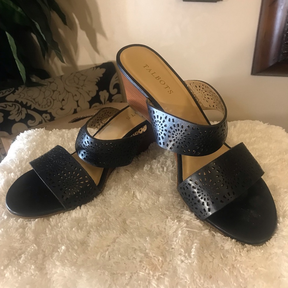 Talbots - Picture 8 of 16